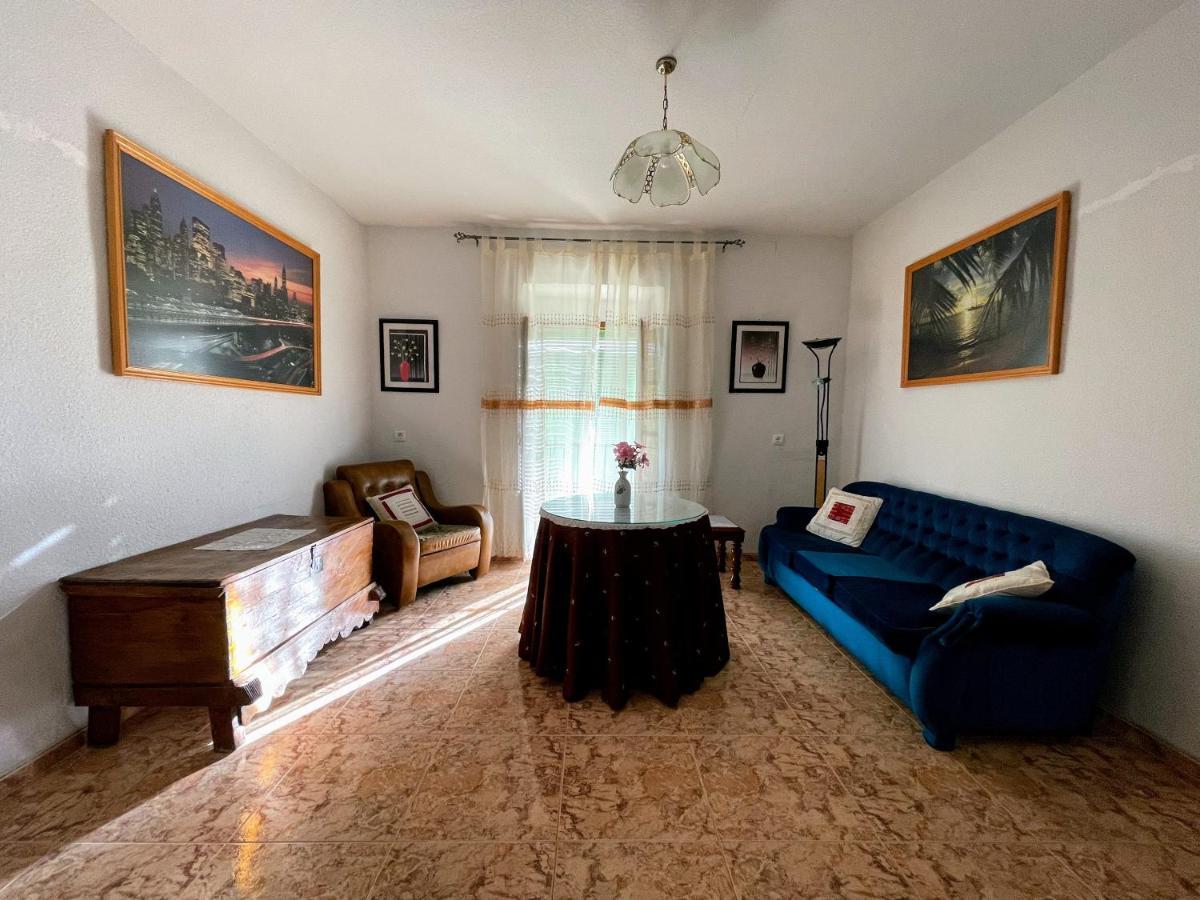 La Trilla Villa Cacin Exterior photo